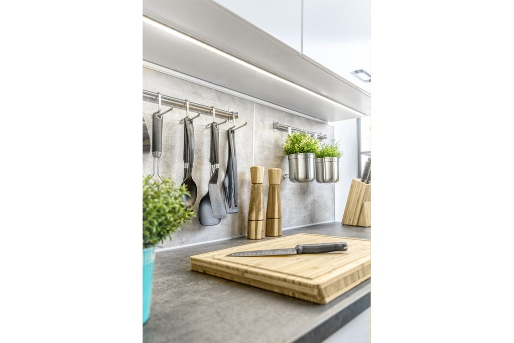 Профіль алюмінієвий міні для LED стрічки накладний GTV GLAX чорний матовий, 2м