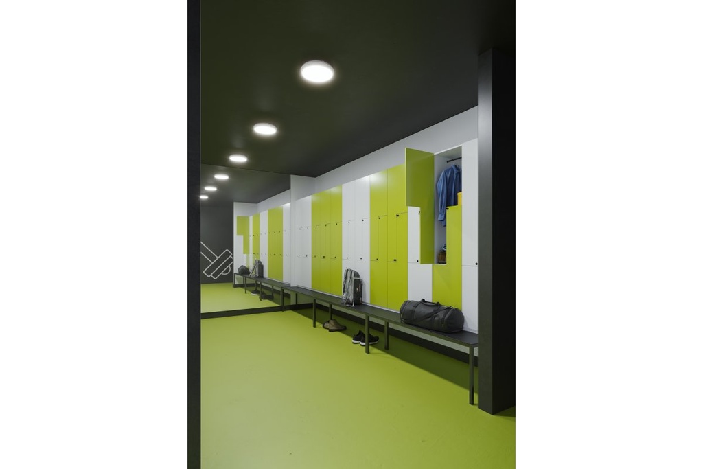 Світильник GTV LED OSAKA з мікрохв. датчиком руху, 22W, IP54, IK10, 4000K, ефект загасання