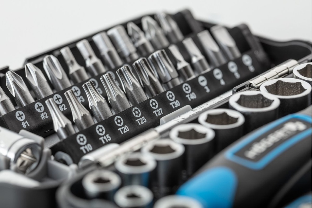 Інструменти HOEGERT набір 38 шт. 1/4" (HT1R462)