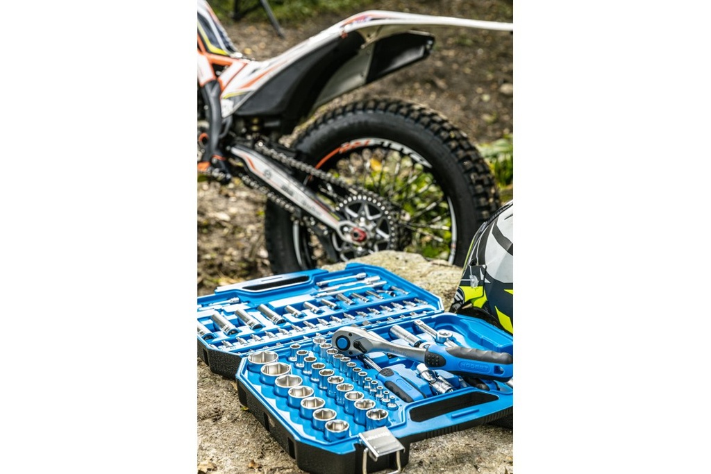 Інструменти HOEGERT набір 95 шт. 1/4" 1/2" (HT1R426)