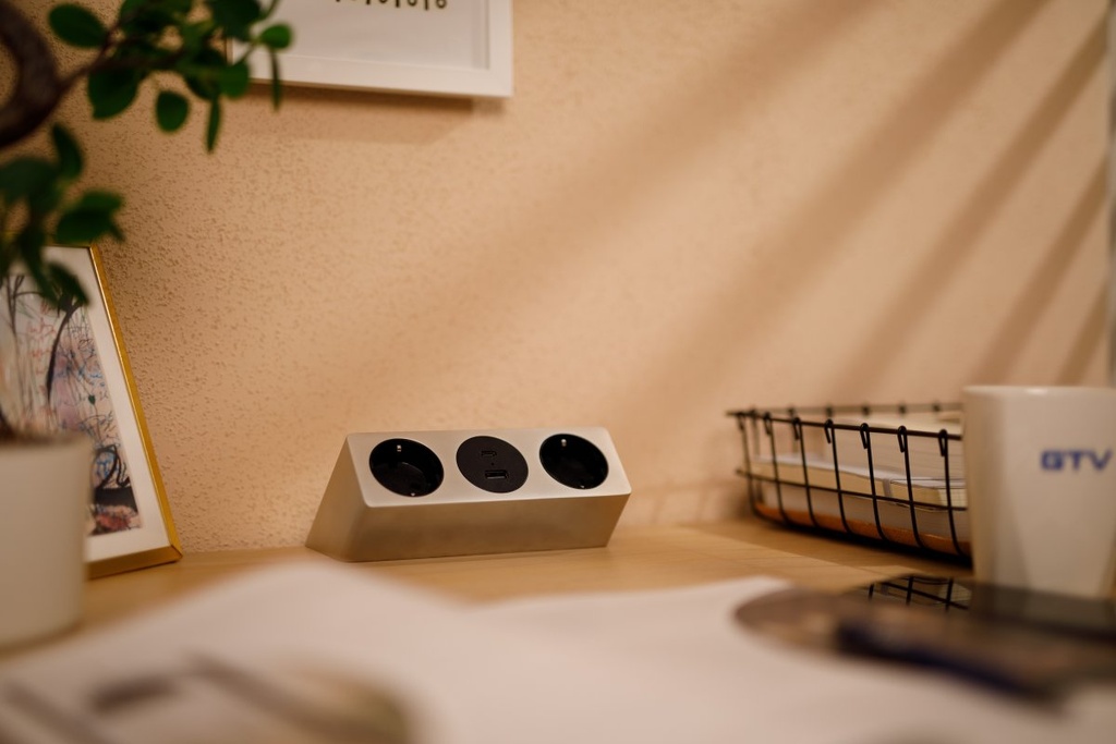 Меблева розетка GTV SOFITO, 2хSHUKO, USB A+C, кабель 1.5 м, нержавіюча сталь