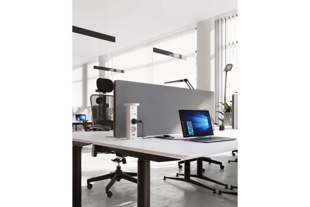 Подовжувач вбудований GTV CAMINO, індукційна зарядка, 2x роз. schuko, USB A+C 10W, 1,5 м, чорний