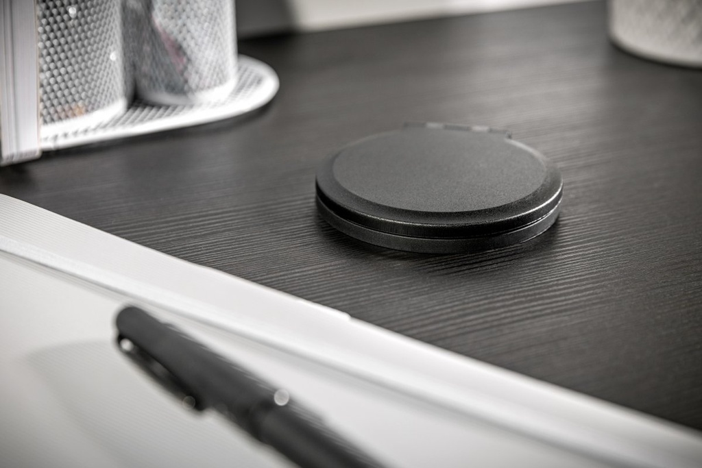 Подовжувач вбудований GTV CHARGER PLUS індукційна зарядка , 1 роз. schuko, USB A+C, HDMI, RJ45, 1,5 м, чорний