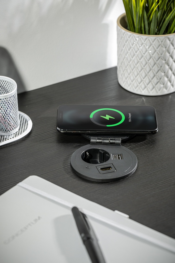 Подовжувач вбудований GTV CHARGER PLUS індукційна зарядка , 1 роз. schuko, USB A+C, HDMI, RJ45, 1,5 м, чорний