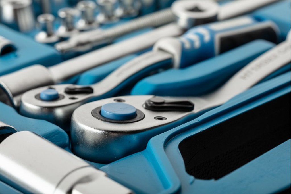 Інструменти HOEGERT набір 112 шт. 1/4" 1/2" (HT1R432)