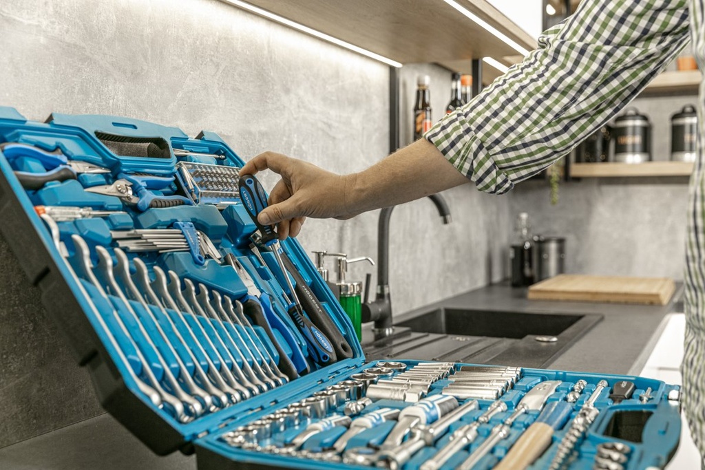 Інструменти HOEGERT набір 131 шт. 1/2" 3/8" 1/4" (HT1R439)