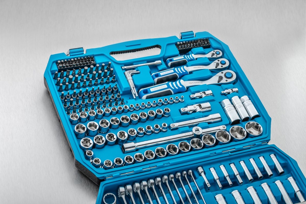 Інструменти HOEGERT набір 222 шт. 1/4" 3/8"1/2" (HT1R444)