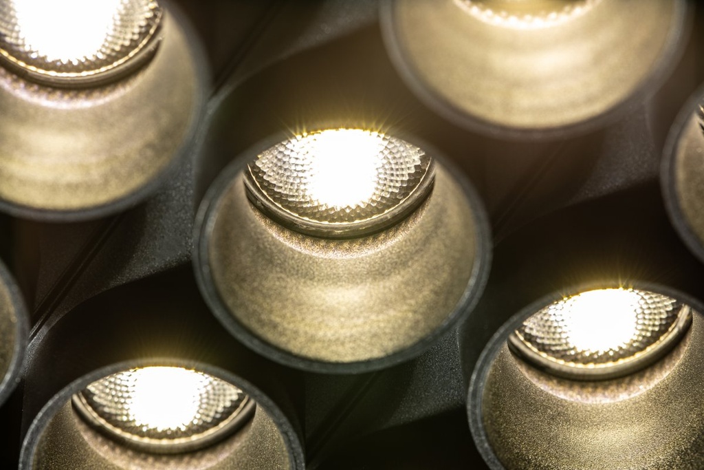 Світильник 20W LED GTV ARTEMIDA 3 роки гарантії, IP20, 4000K, 38°, квадрат, чорний (LD-ATM20WCK-NB)