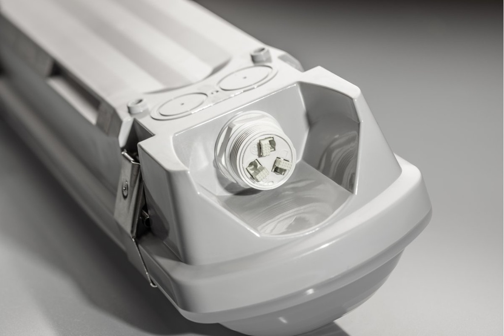 Світильник герметичний GTV BESTA LED, 60W, 8400Lm, AC220-240V, 50/60 Hz, PF>0,9, RA>80, IP65, 4000K, 150см