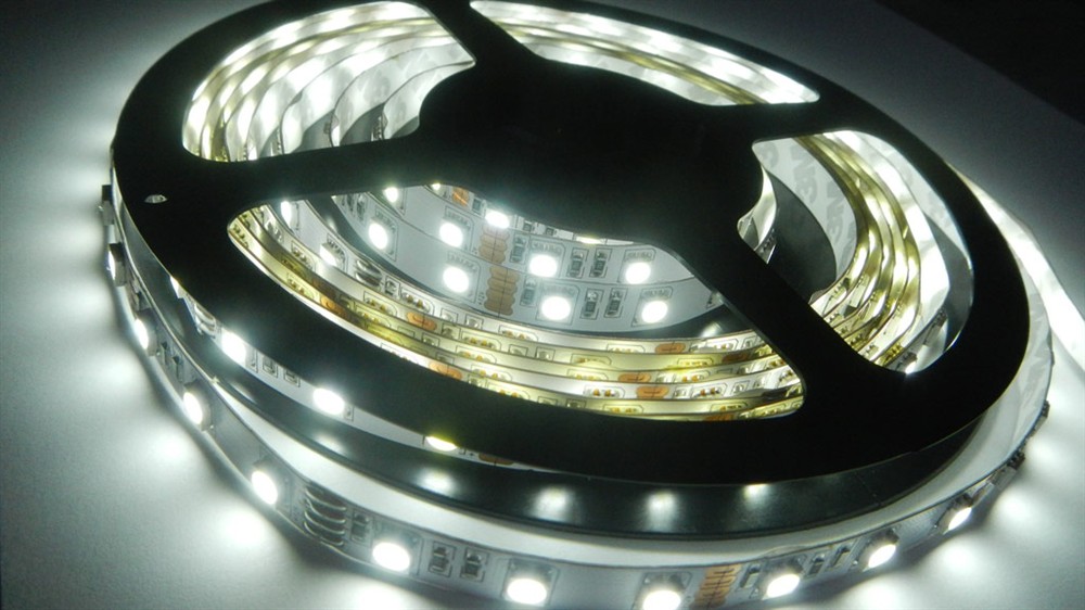 Світлодіодна LED стрічка PROLUM™ 12V; 5050\60; IP20; Series "S", Білий (5500-6000К)