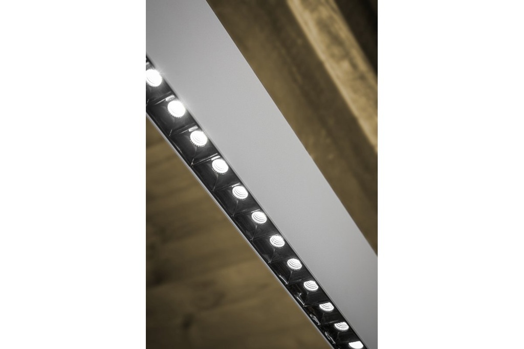 Світильник двонаправлений GTV VILANA 42W (30W+12W низ/верх), 4000K, 48/120°, 120см, білий (LD-VIL42WUDB-NB)