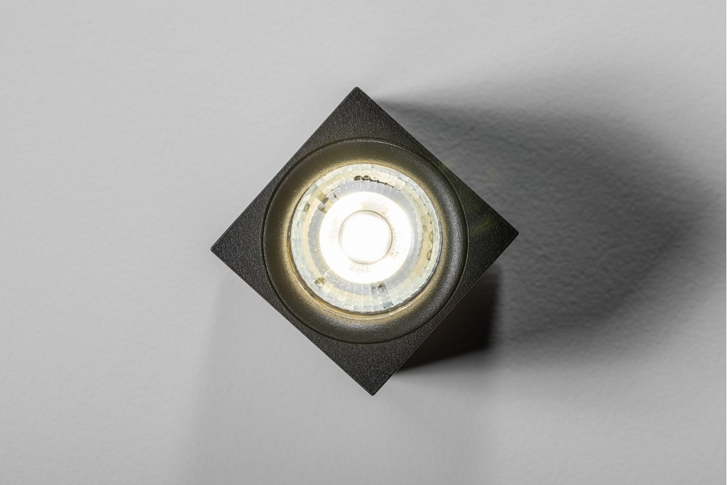 Світильник стельовий GTV TIPO, алюміній, 60x60x100, IP20, max 50W, квадратний, чорний
