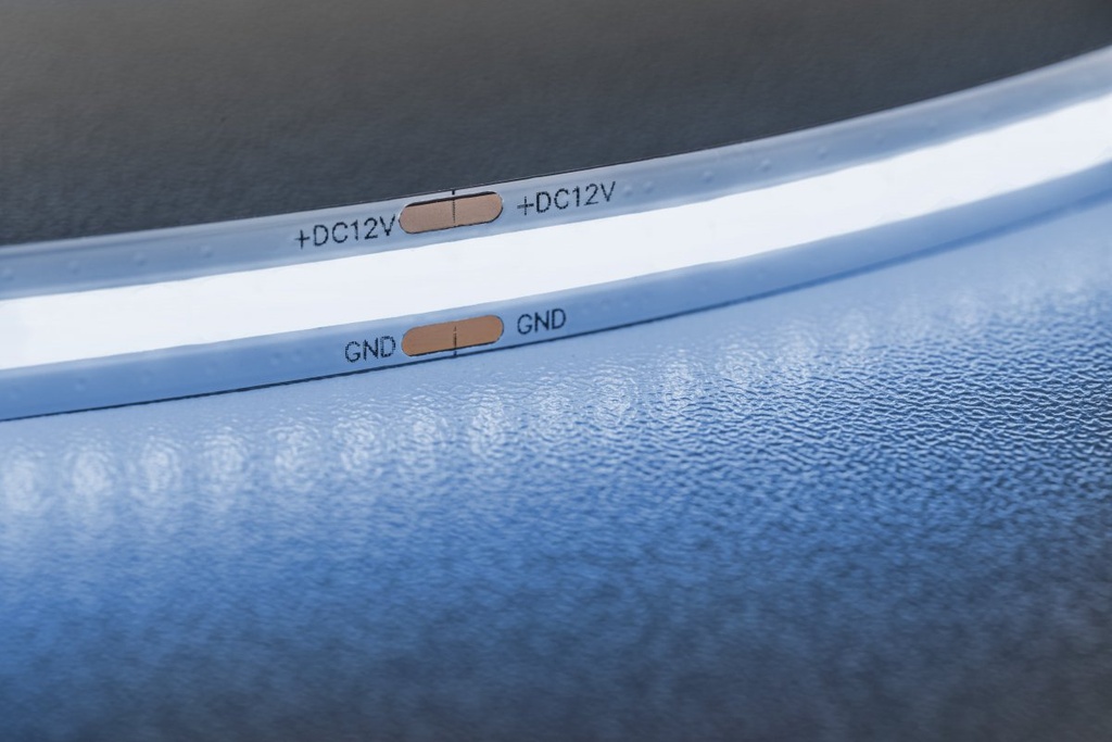Стрічка GTV COB 12V, 320LED/m, 8mm, 8W/m, 600lm/W, 6500K, 5м