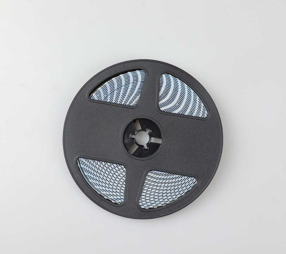 LED стрічка RISHANG 120-2835-24V-IP20 8W 750Lm 4000K 5м (RL05C0TC-L-S-NW)