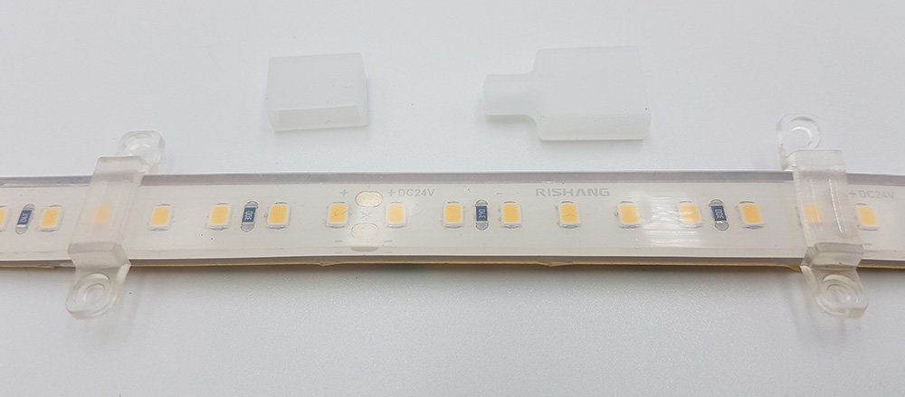 LED стрічка RISHANG 128-2835-24V-IP68 12W 1385Lm 2700K 5м (RDA2C8TC-A-SW)